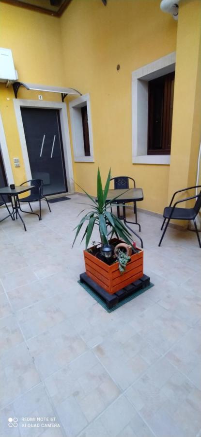 Come A Casa Syracuse Exterior foto